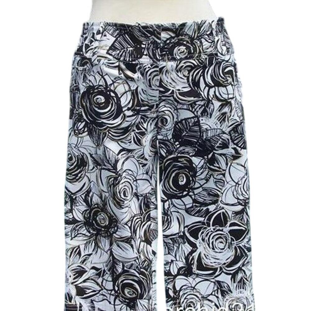 Cache Geometric Floral Black White Walking Bermuda Short New Stretch NWT $88 Sz2 - Picture 2 of 6